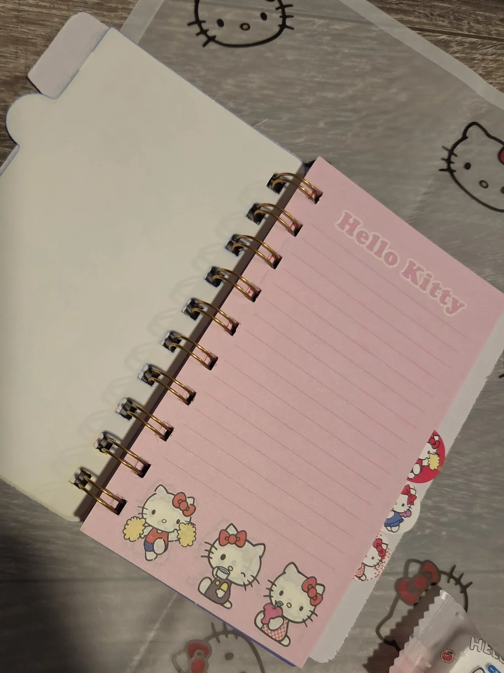 Hello Kitty *2 sheet